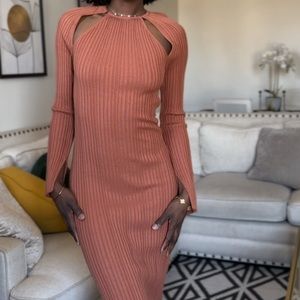 Size small Zara dress super comfortable beautiful rusty color